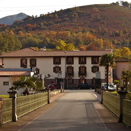 Hotel Urgain Oronoz-Mugaire Eksteriør bilde