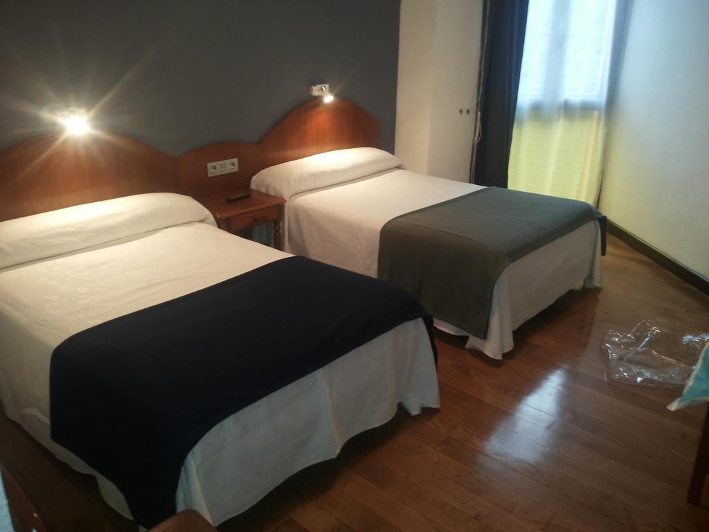 Hotel Urgain Oronoz-Mugaire Eksteriør bilde